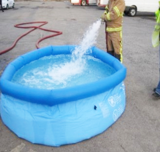 Preparing tank for self inflating sandbags
