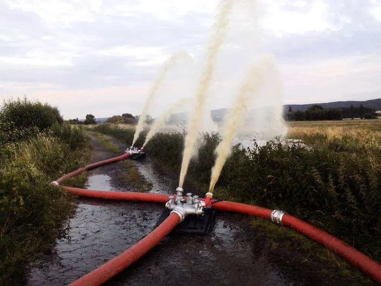 HYTRANS mobile high volume water system supports environmental alarm