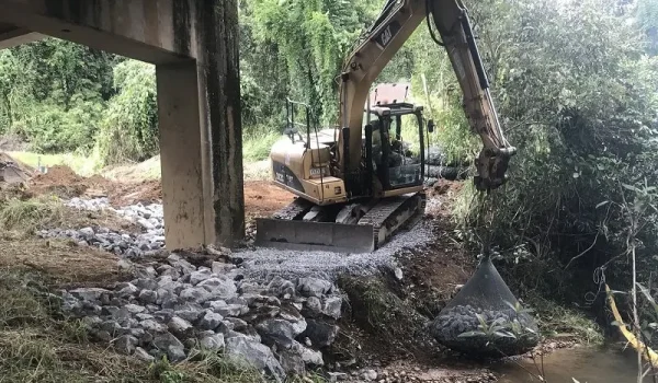 Rock Bags at Russell River