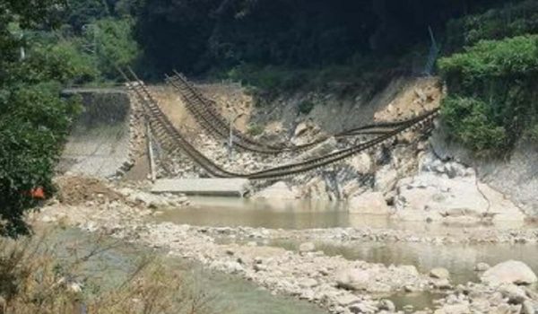 Landslide caused by significant scouring